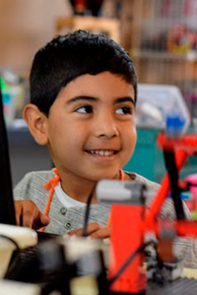 Taller Edukreativos Car Bot en Zigzag